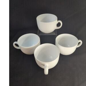 4 Vintage White Milk Glass Cafe Au Lait / Latte Mugs 20 Oz Made in France